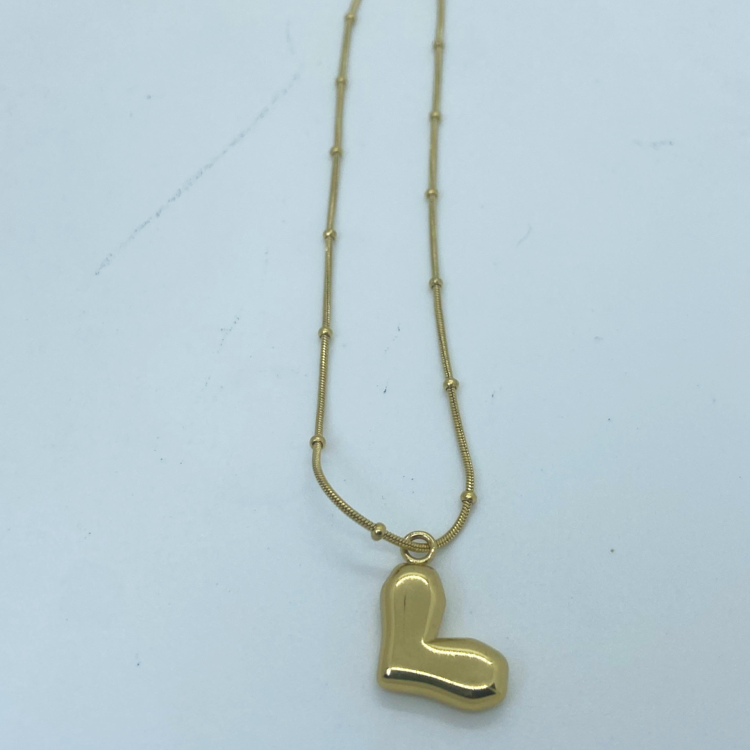Lia Dainty Heart Necklace