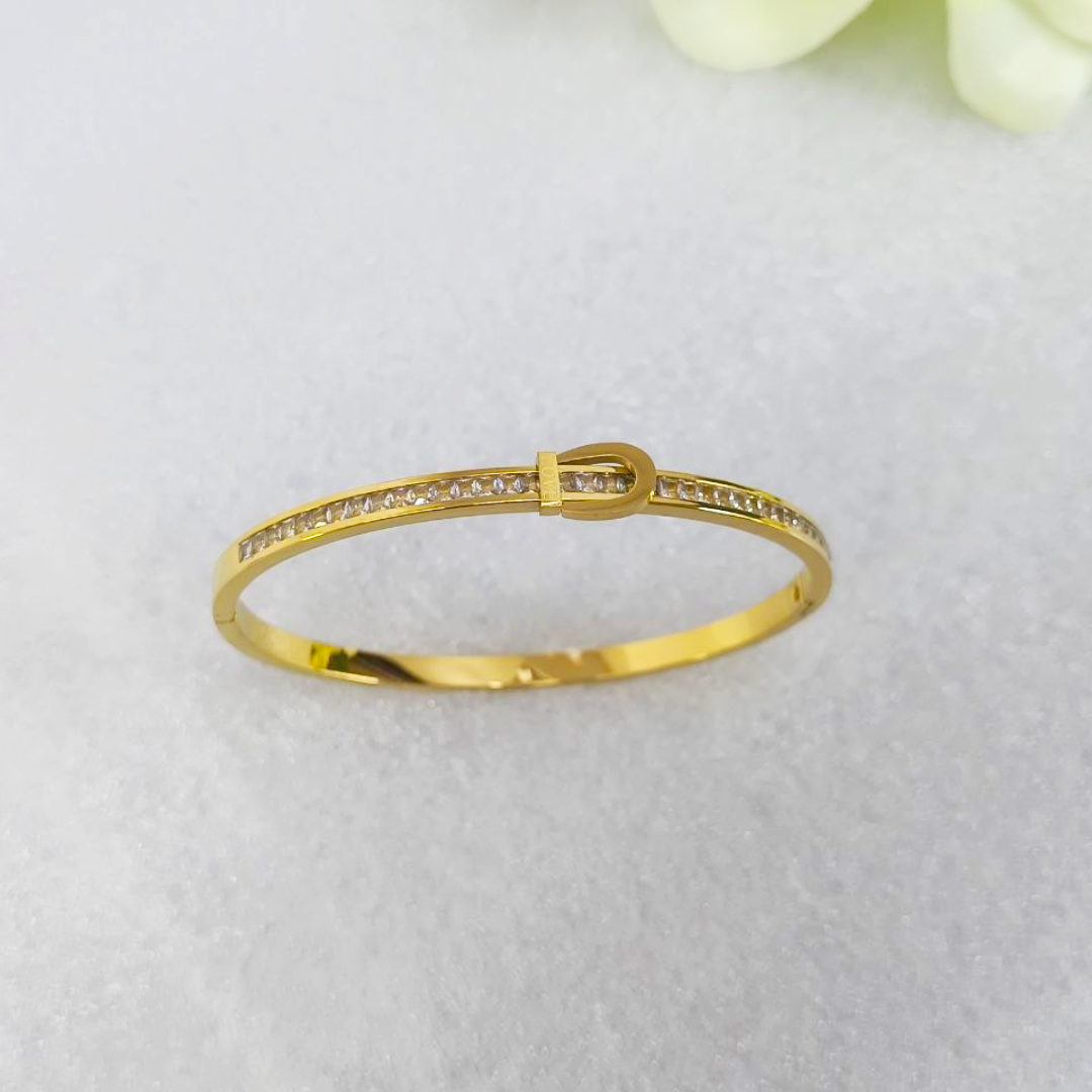 Neo Buckle Kada Bracelet