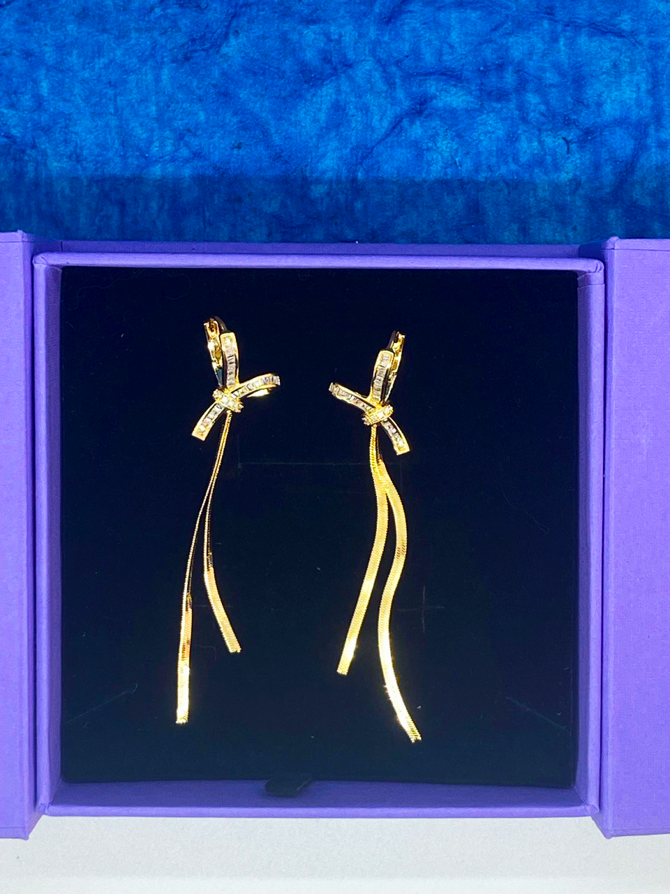 Enchant Bow AD Earrings