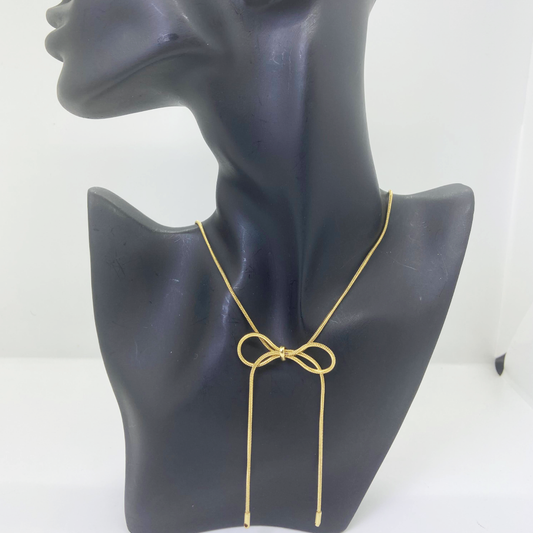 Rosa Bow Chain Elegance