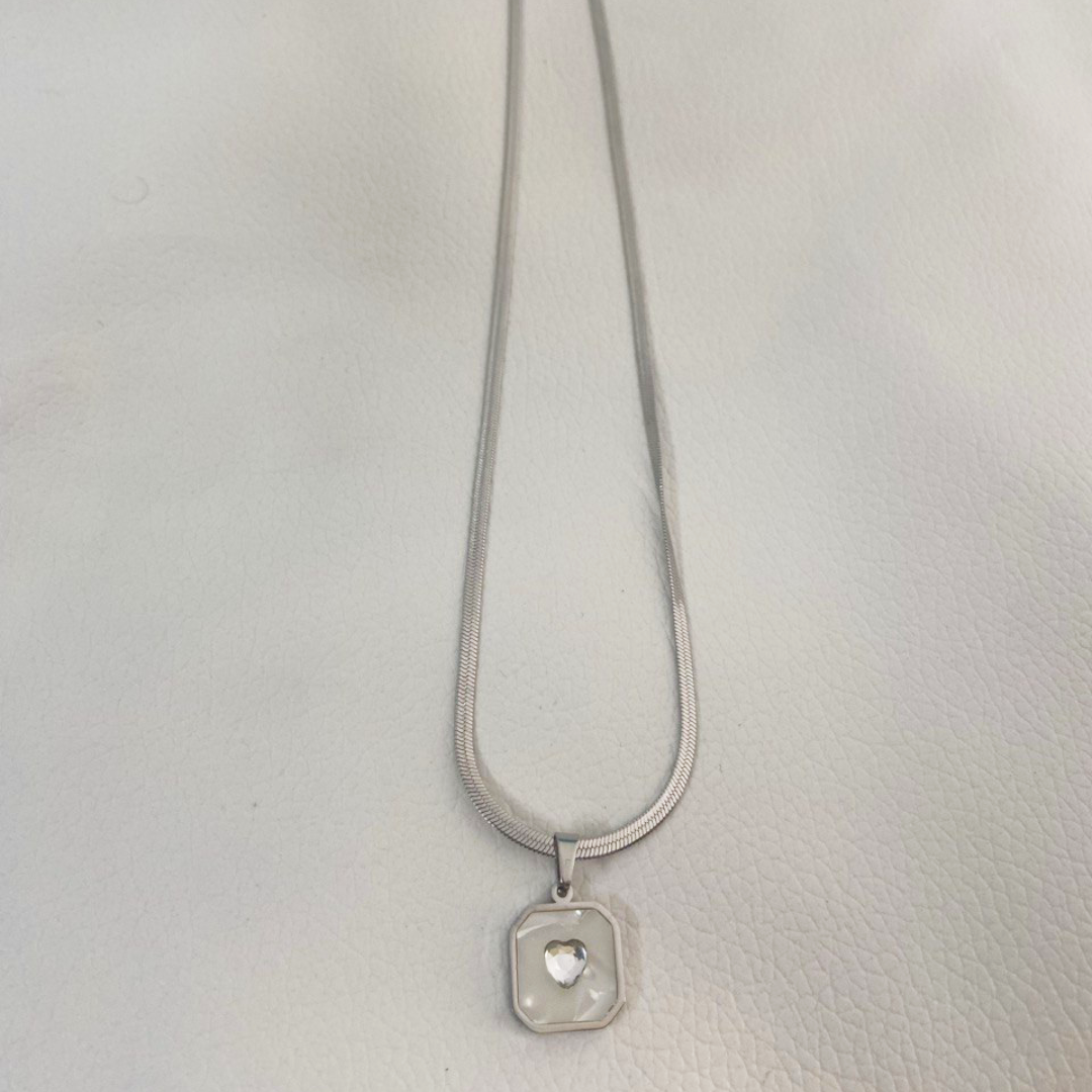 Grace Square Ivy Necklace