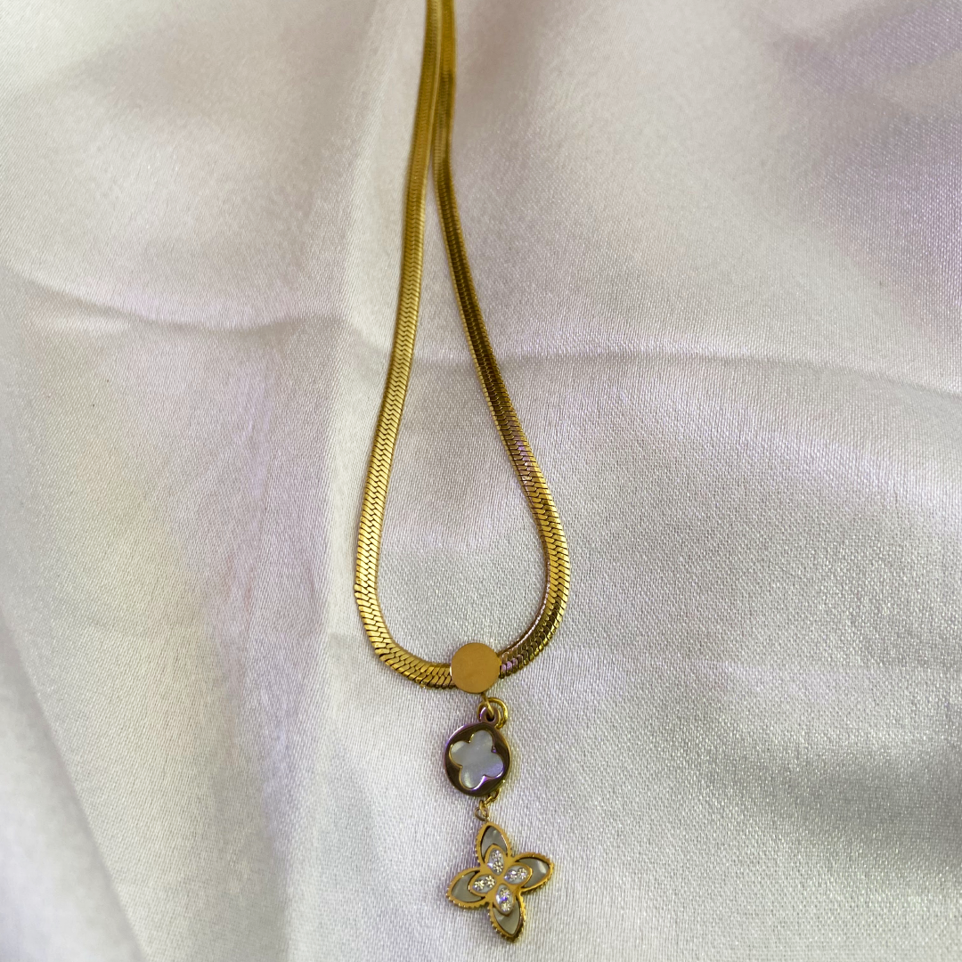 Grace two clover hanging pendant necklace