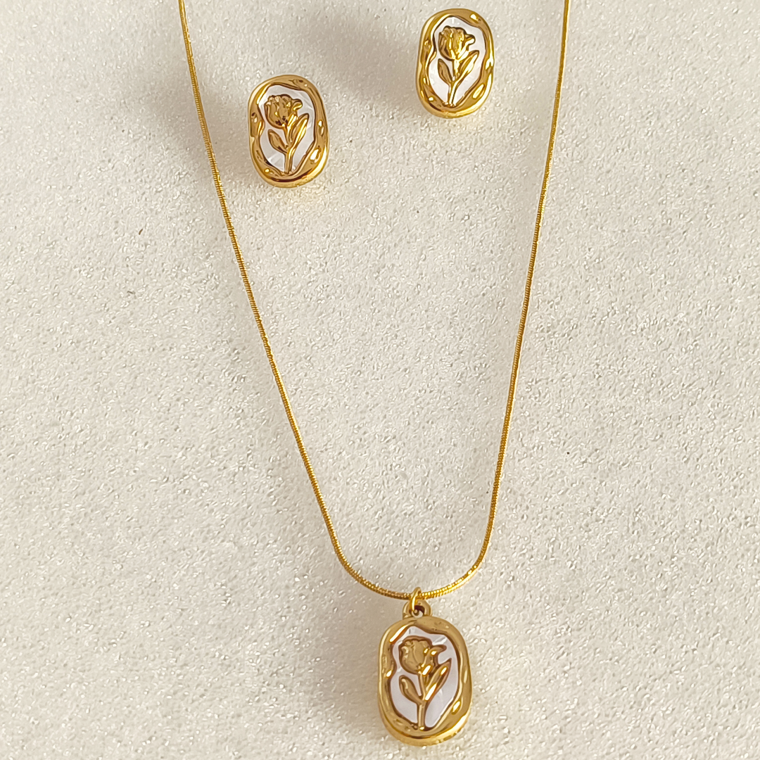 Havoria MOP Rose Necklace Set