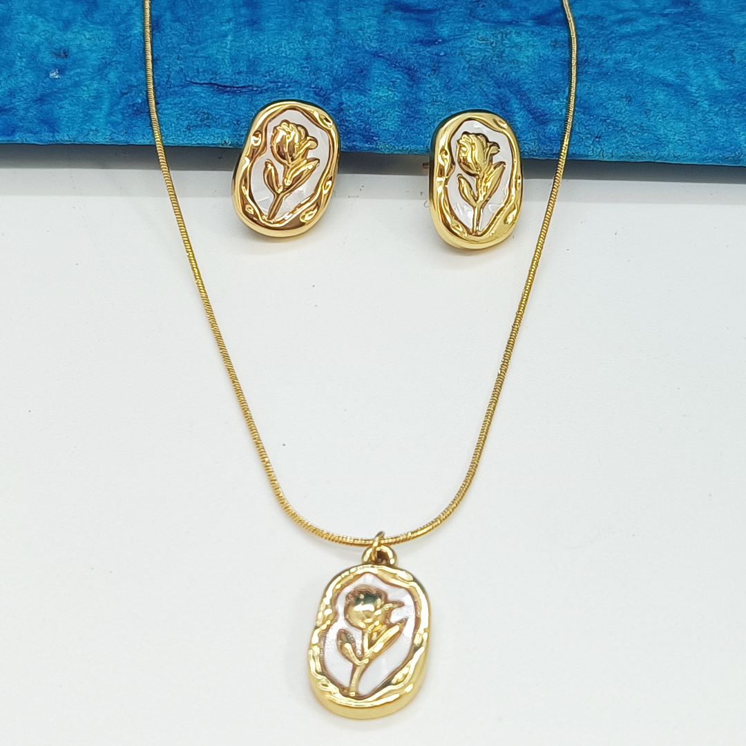 Havoria MOP Rose Necklace Set