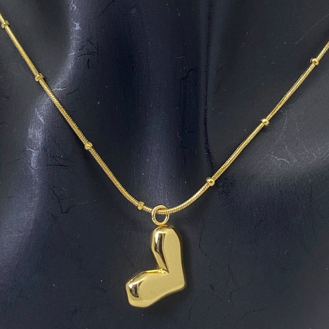 Lia Dainty Heart Necklace