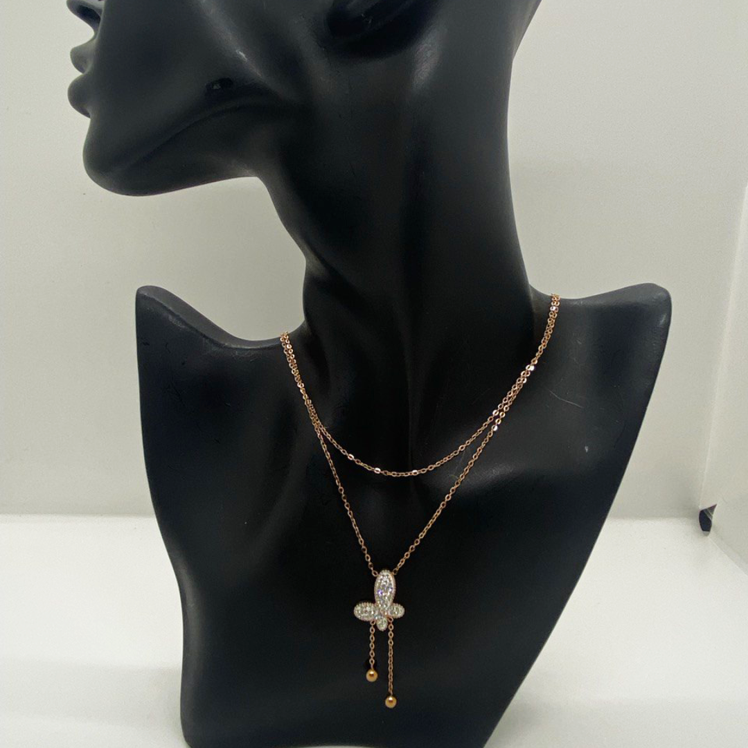 Lustre Butterfly shine Pendant Necklace