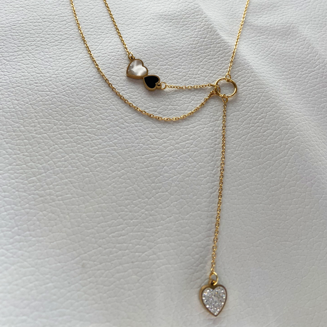 Lustre side hearts chain pendant
