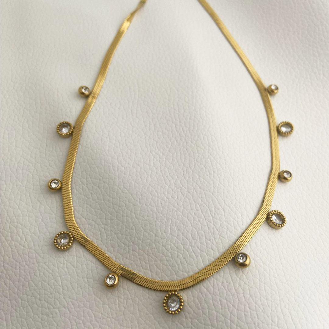 Nia Stone Drop Necklace