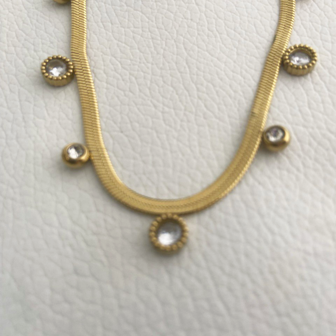 Nia Stone Drop Necklace