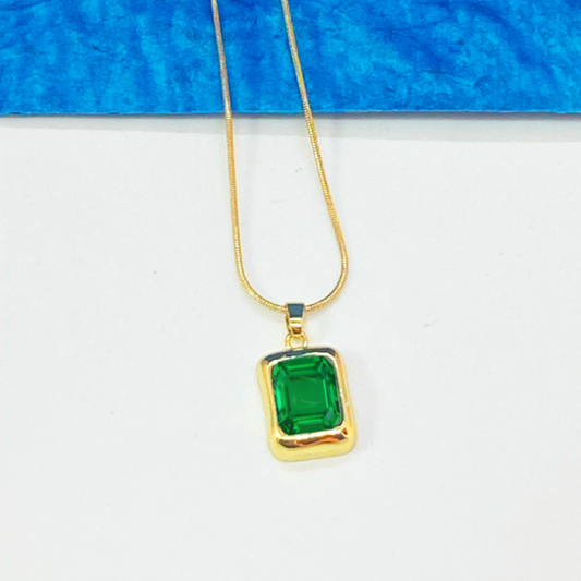 Tvara Green Stone Necklace