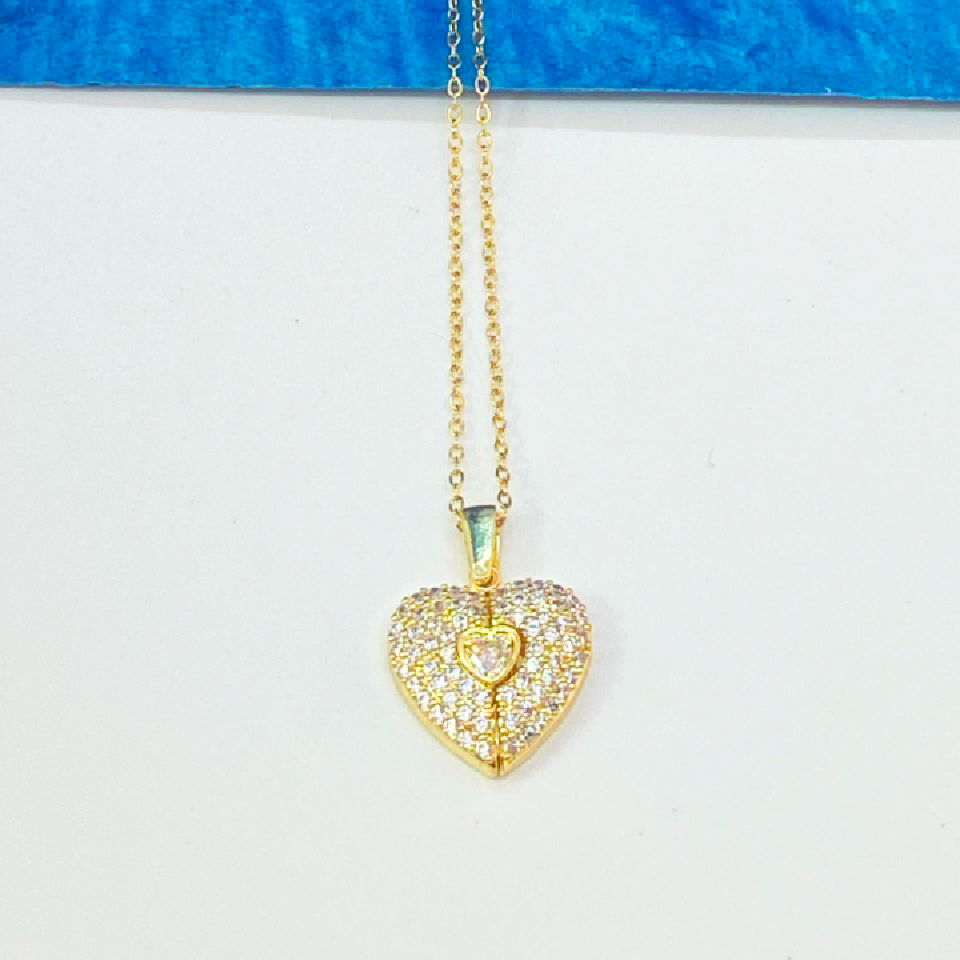 Vera Heart AD Stone Necklace