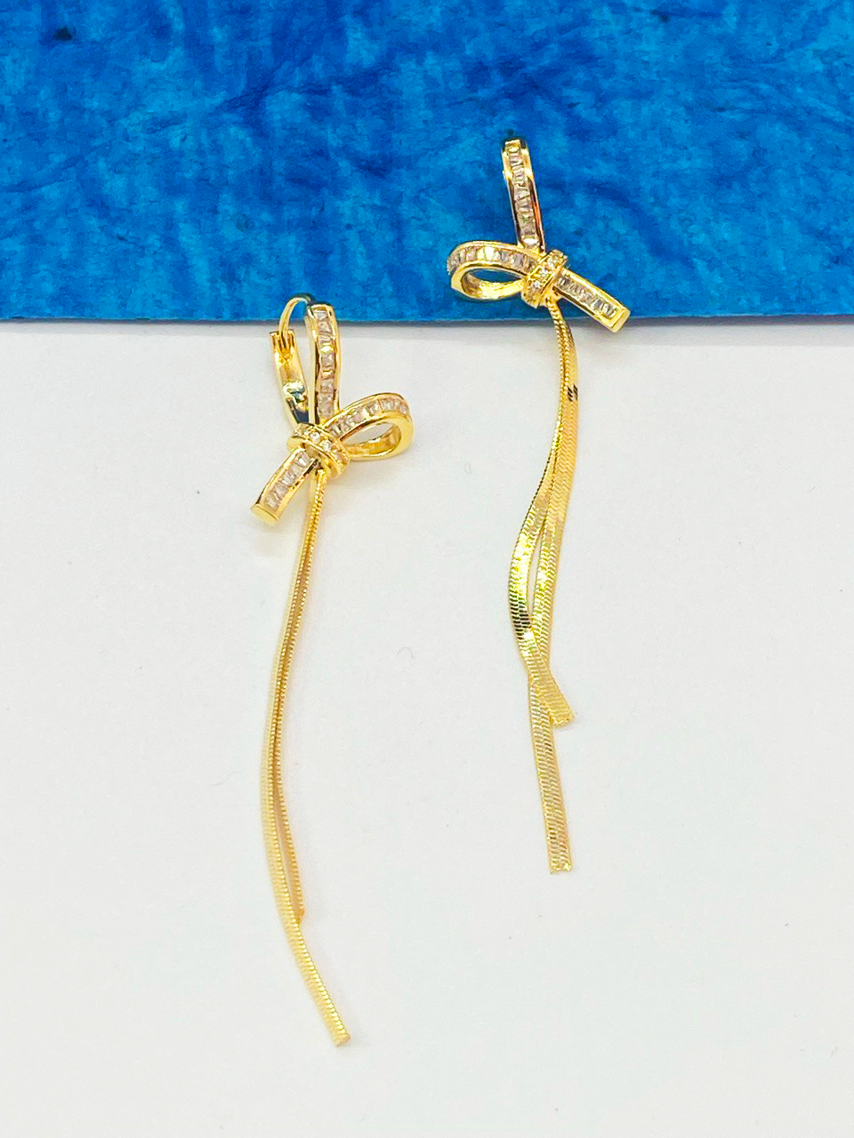 Enchant Bow AD Earrings
