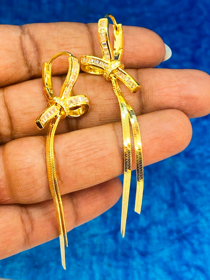 Enchant Bow AD Earrings