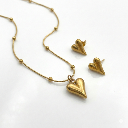 King of Hearts Necklace Set