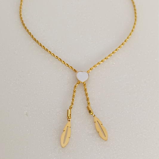 Cheria Modern MOP Heart Necklace