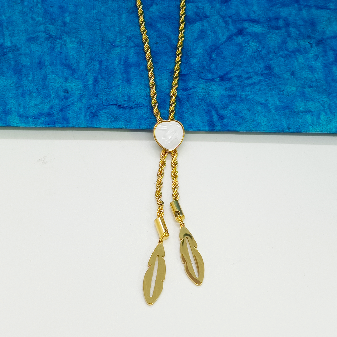 Cheria Modern MOP Heart Necklace