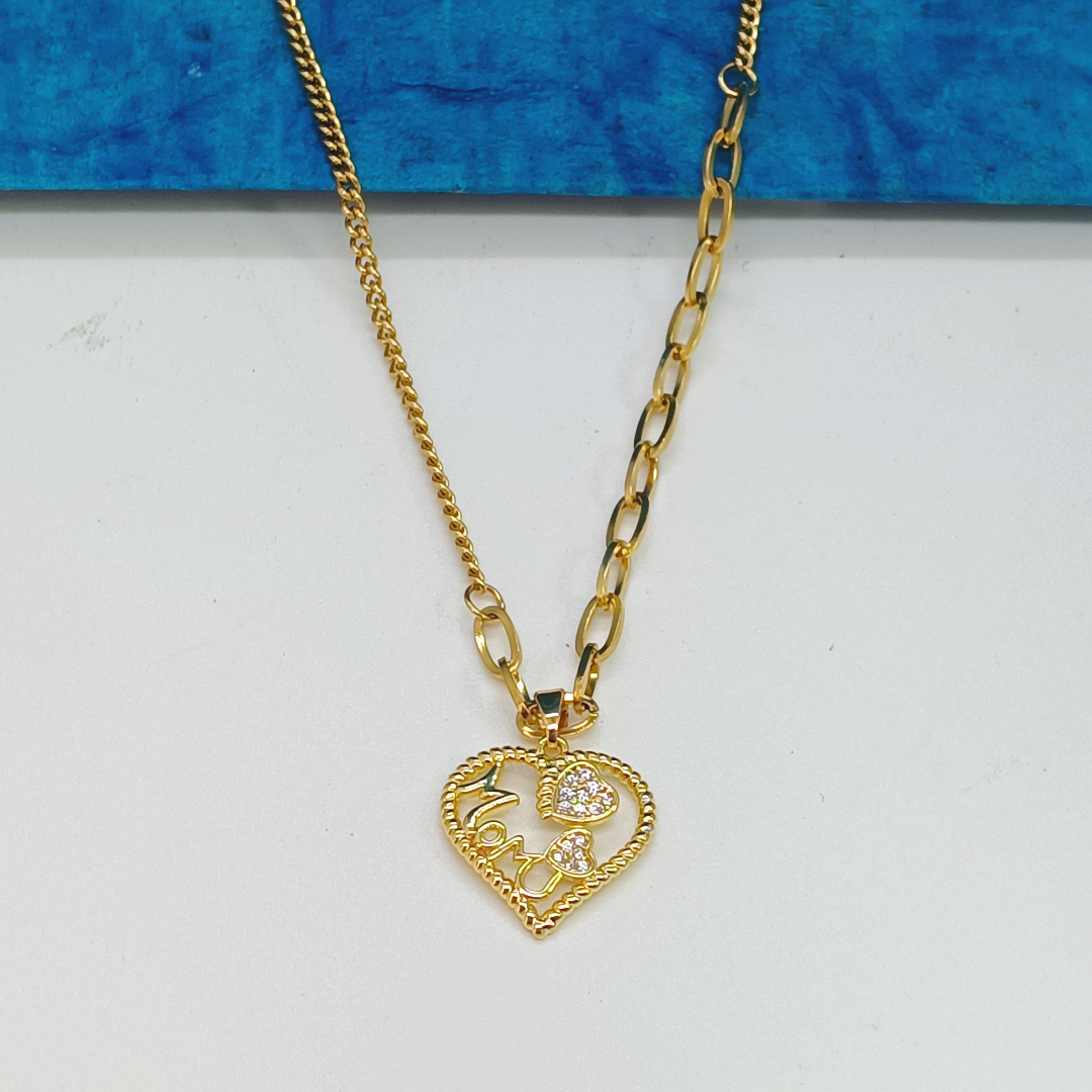Uniona Mom Heart Necklace